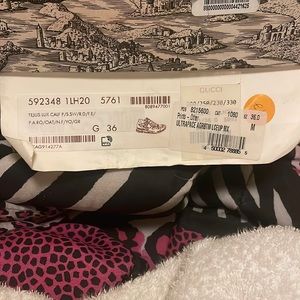 Gucci sneakers, size 6